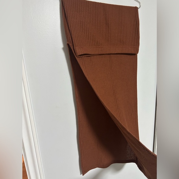 17. SHEIN Ribbed Skirt Set - Picture 4 of 6